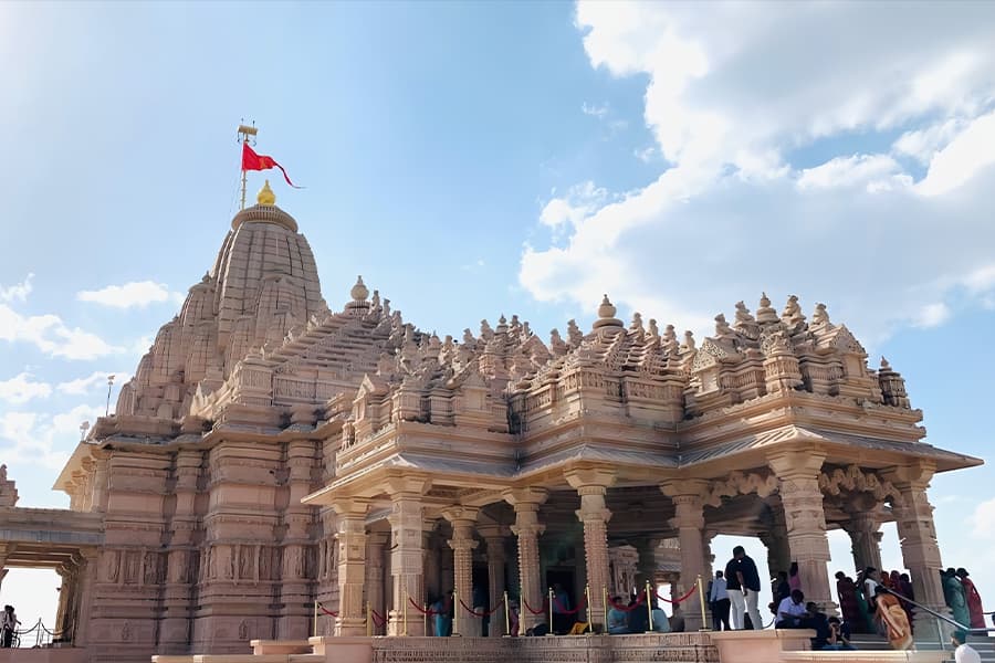 Top 10 Temples to Visit in Ayodhya: A Spiritual Pilgrimage Experience Through Sri Ram Janmabhoomi