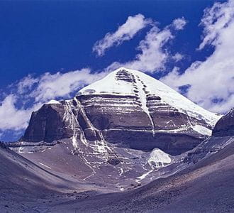 A Sneak-Peak Into Kailash Mansarovar’s History And Its Significance 